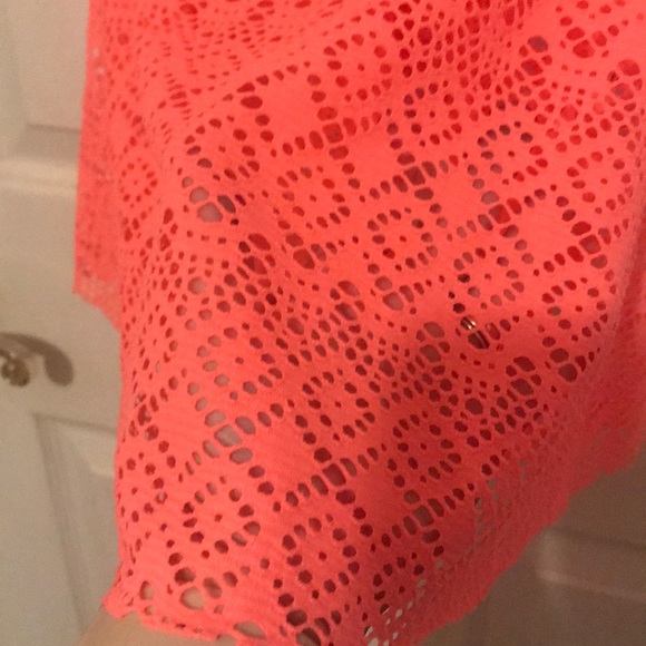 NWT ! PINK lace crop top - super cute back - Picture 3 of 6